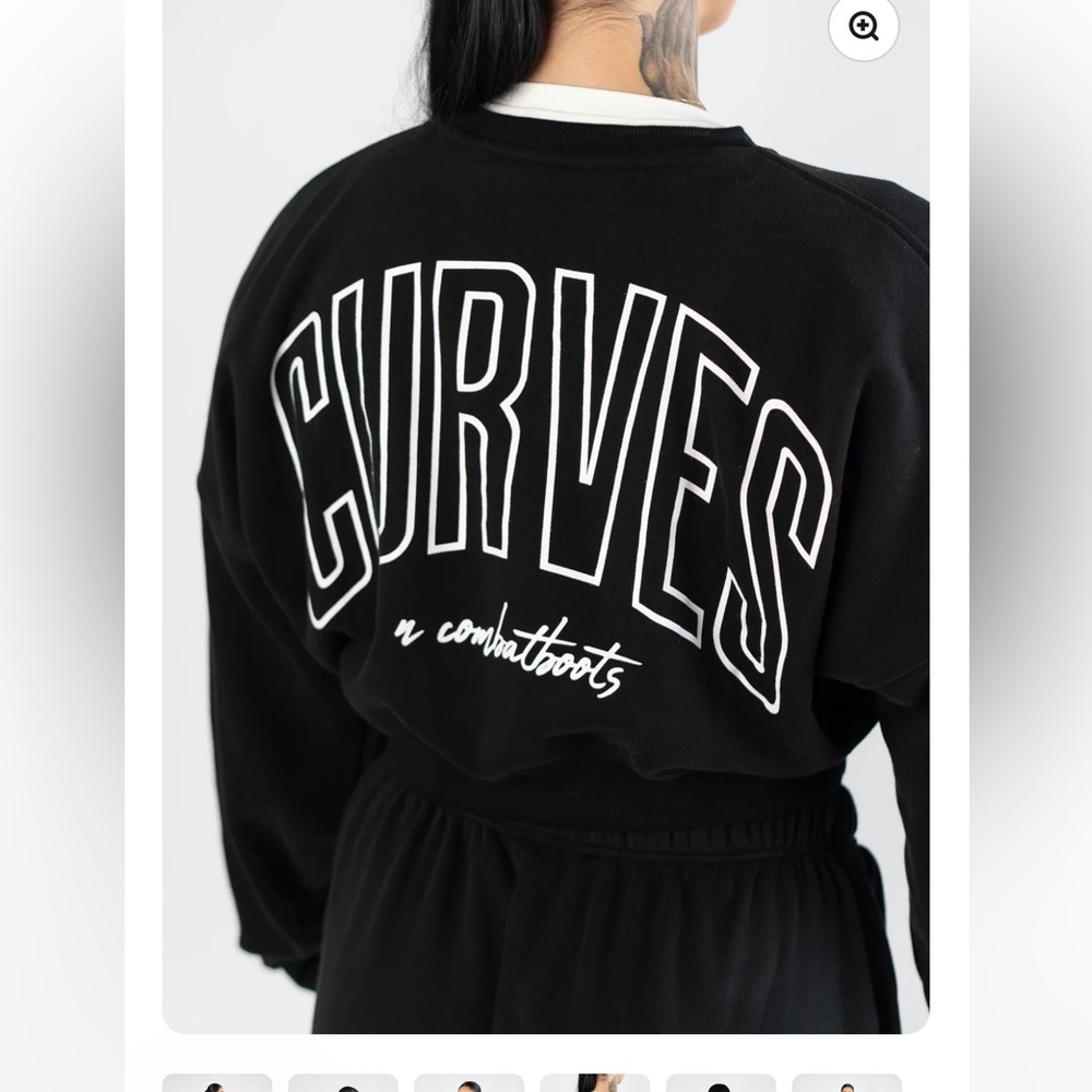 Curves and combat boots LOUNGE CROPPED CREWNECK